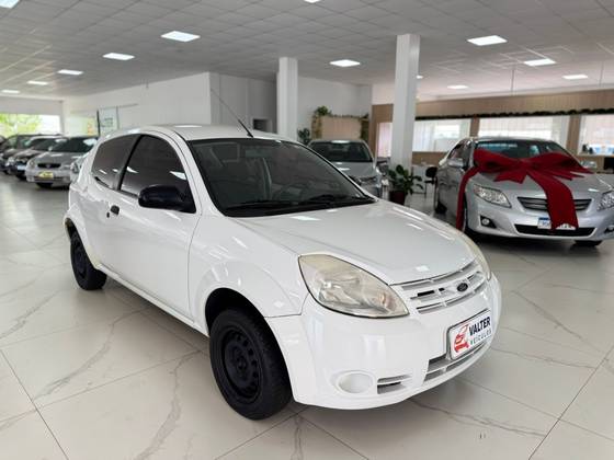 FORD KA 1.0 MPI 8V FLEX 2P MANUAL FORD KA 1.0 MPI 8V FLEX 2P MANUAL